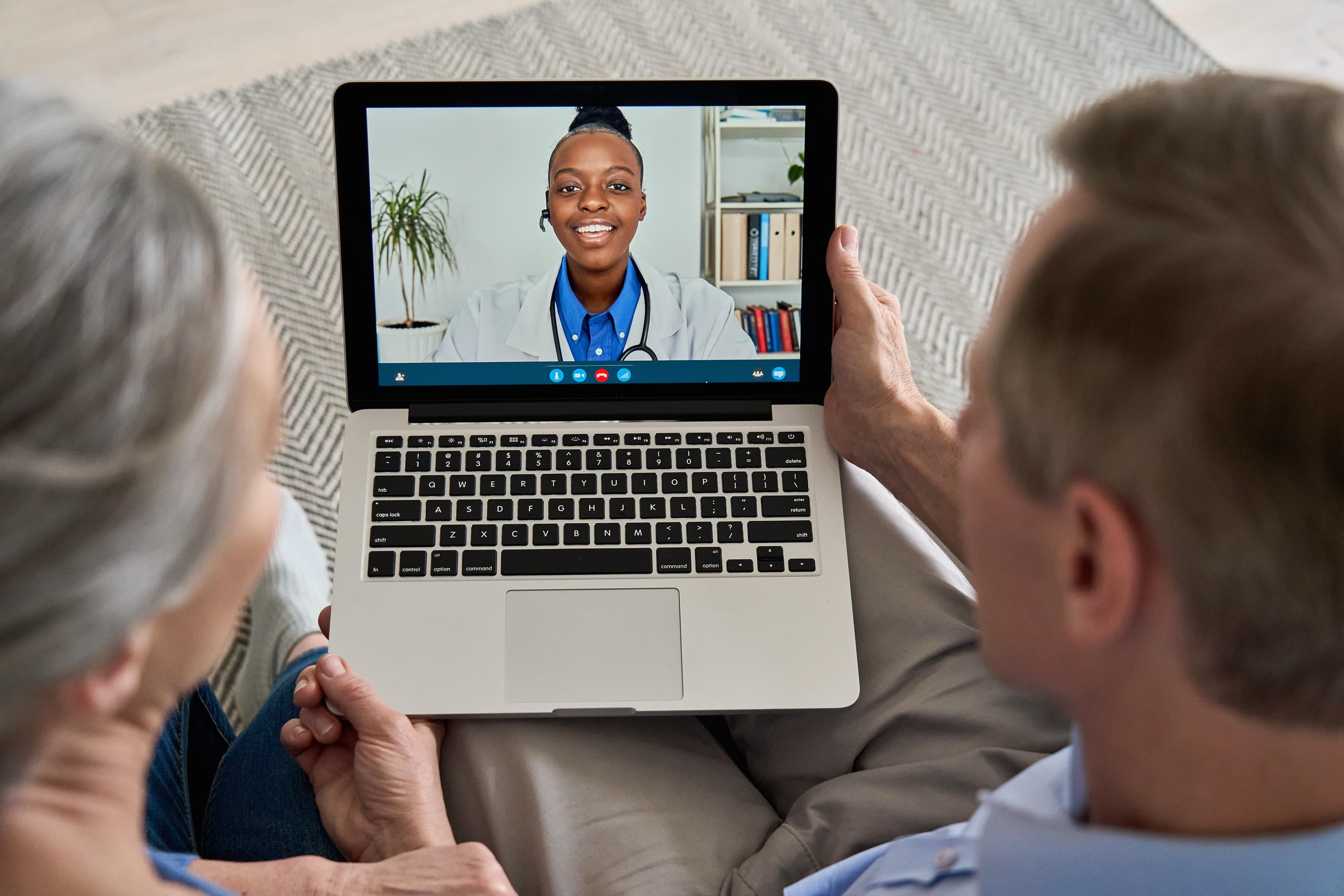 International medical tele-guidance