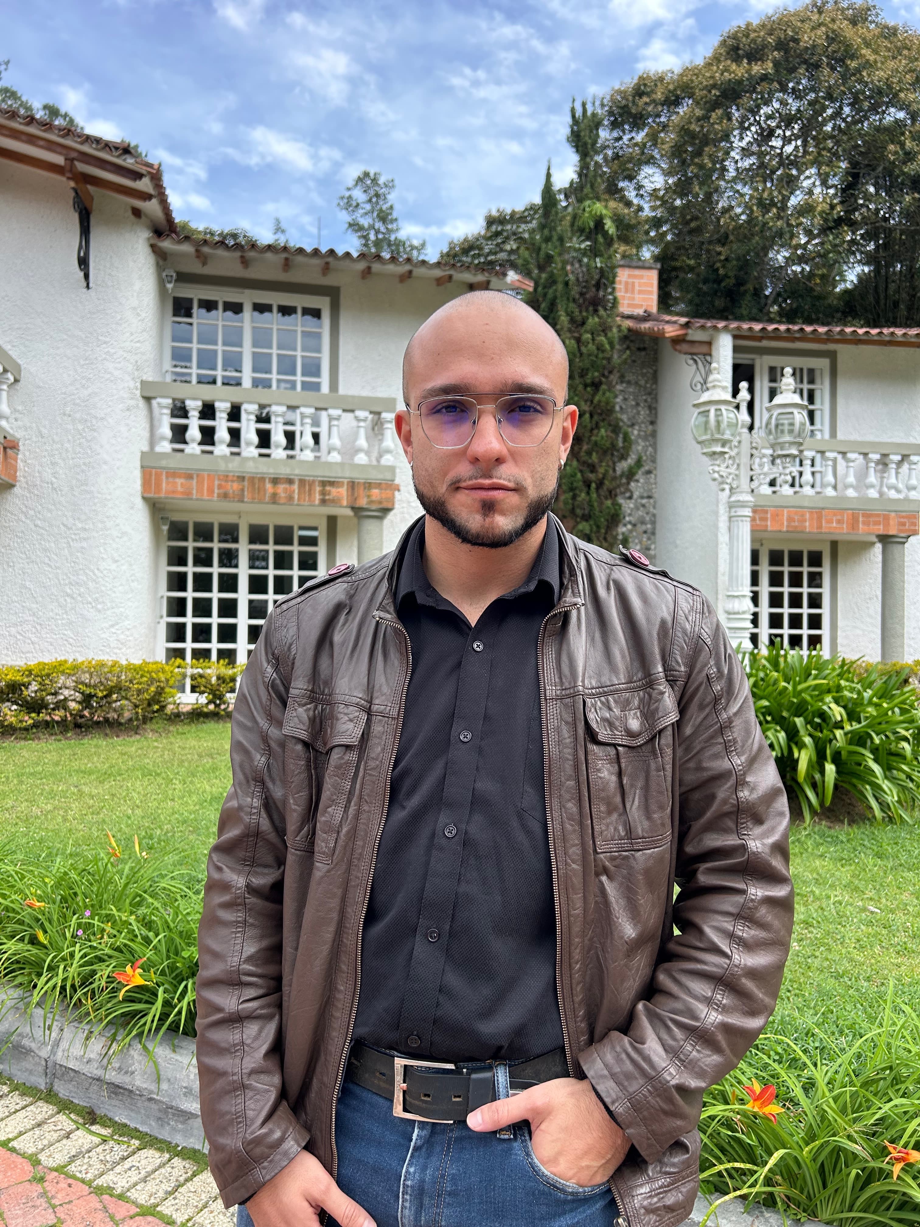 Msc. Santiago Acosta Bedoya