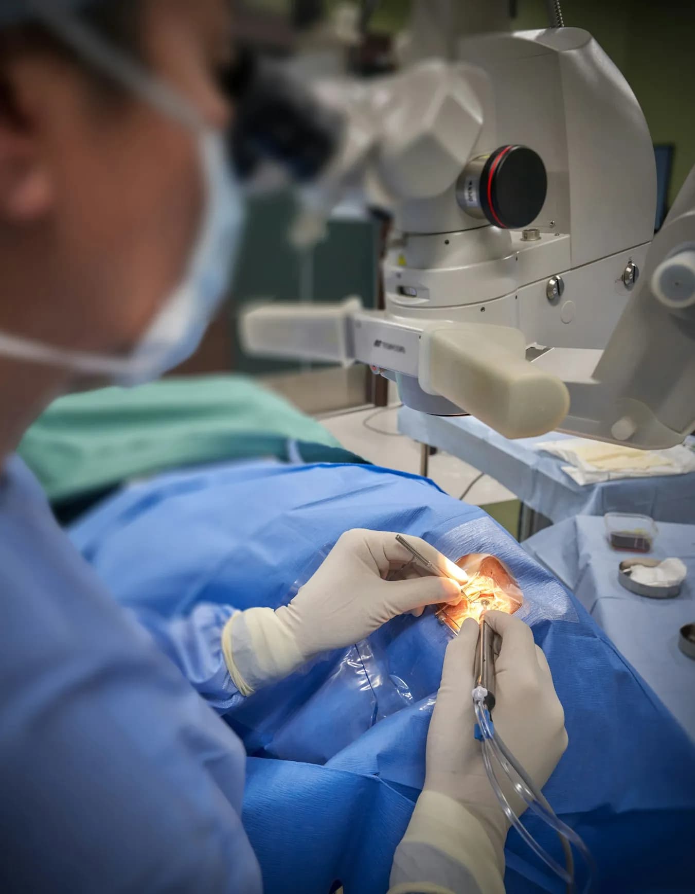 implante intraocular